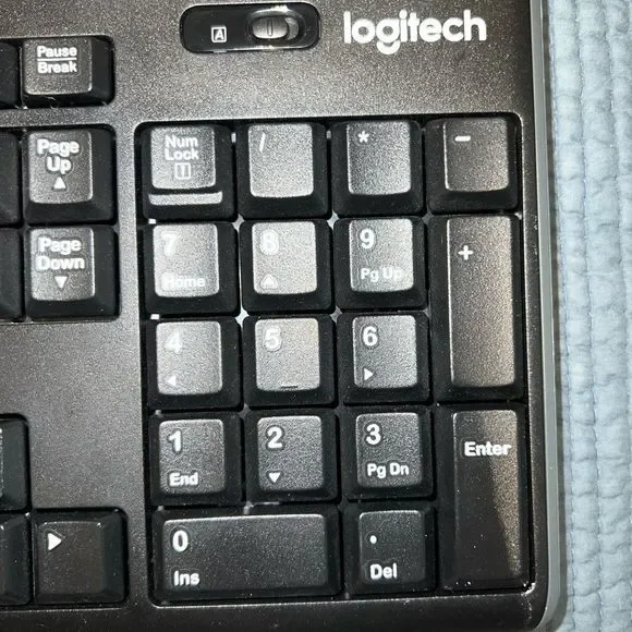Logitech computer mouse - Picture 7 of 9